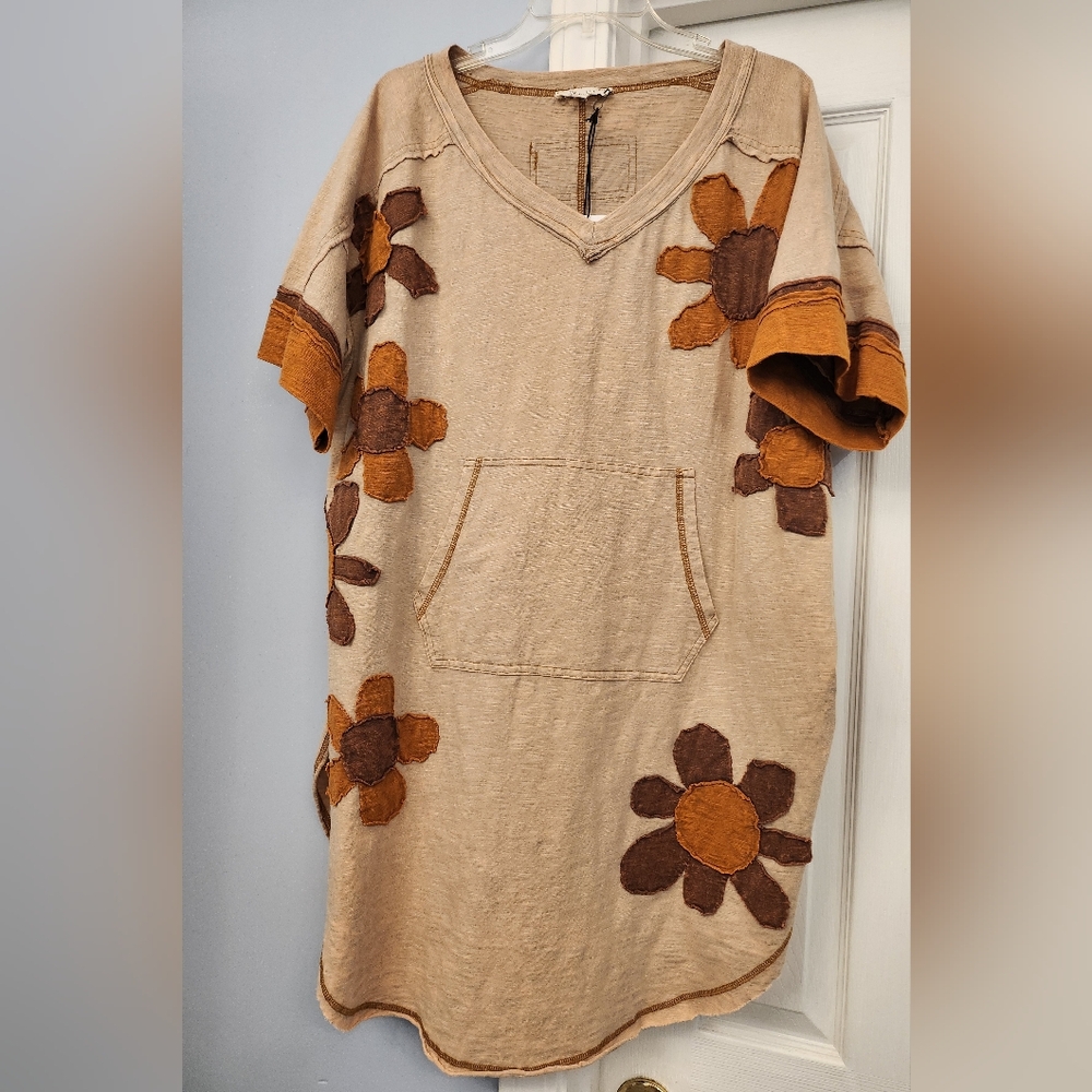 Oli & Hali Applique Flower Tunic